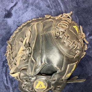 Black Akadema APM40 RH Catcher's Baseball Glove 31.5" (Used)