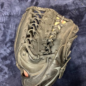 Black Nike MVP Edge RH Infield Baseball Glove 12" (Used)