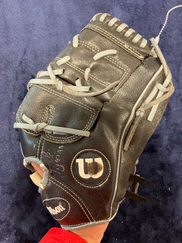 Black Wilson A360 RH Outfield Baseball Glove 12" (Used)