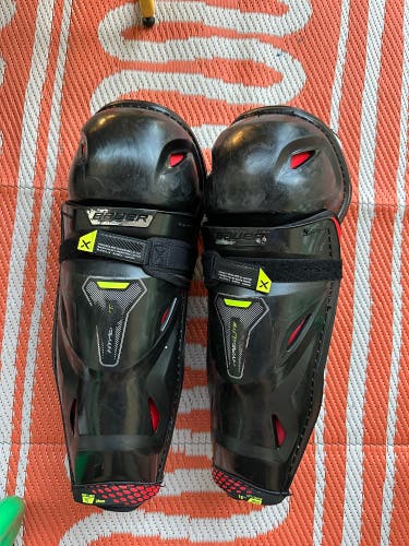 Senior Bauer Vapor 15" Shin Pads (Used)