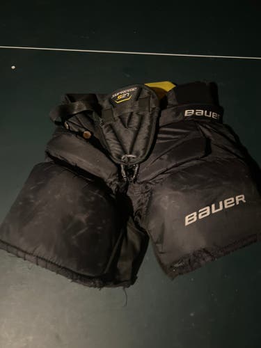 Junior Medium Bauer supreme s27 Hockey Goalie Pants (Used)