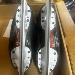 New SR GRAF Supra G709 Hockey Skates