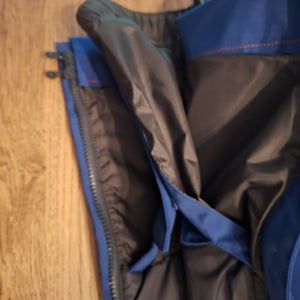 Helly Hansen Insulated Men's Snow Ski Zip Off Pants Medium HellyTech - New without tags.