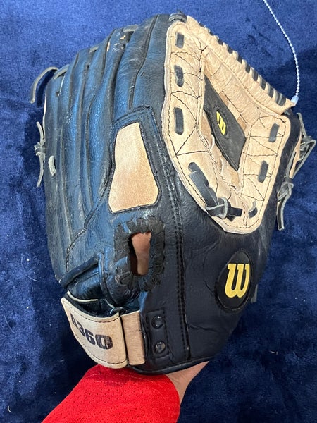 Brown Wilson A360 RH Softball Glove 13" (Used)