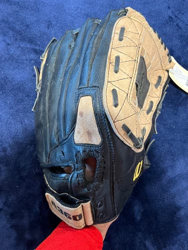 Brown Wilson A360 RH Softball Glove 13" (Used)
