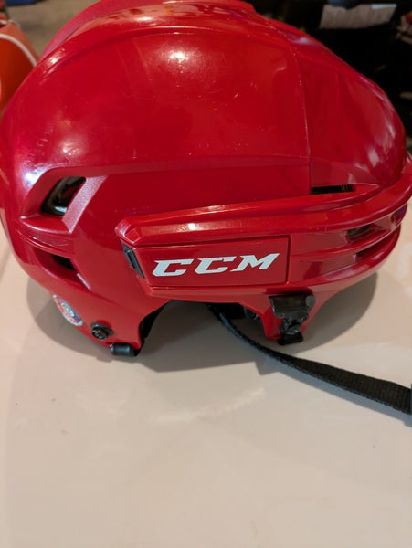 Small CCM Tacks 910 Helmet (Used)