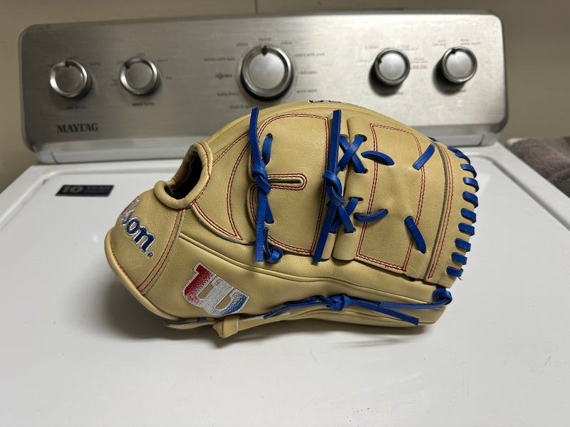 Wilson A2000 B2 12" (New)