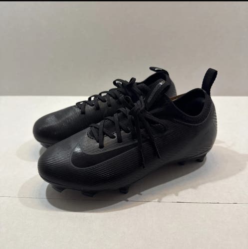 Black Kids 2.5Y (Big Kids / Youth) Nike Vapor Cleats (New)
