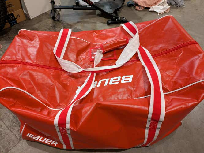 Bauer Sr. Carry Bag - Red/White