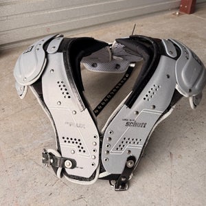 Medium Adult Schutt XV FLEX Shoulder Pads (Used)