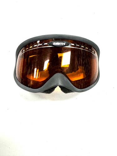 Used Smith Snow Goggles Adult Grey 11860-S000300280