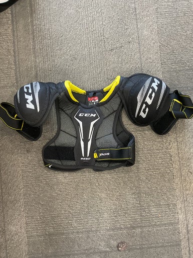 Used CCM TACKS 9550 Junior Shoulder Pads Black SM 11614-S000224577