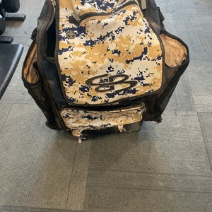 Used BoomBah CATCHERS WHEEL BAG BB/SB Player Wheeled Bag Tan 11614-S000224574