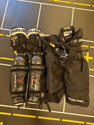 Bauer Hockey Bundle - 1N gloves (13”), 1X Pads (15”), ACP Pro girdle/pants (M)