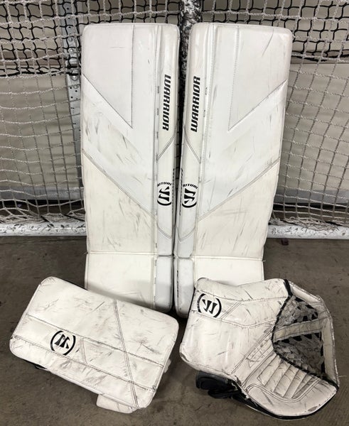 Warrior R/G6 30+1 Leg Pads, R/G5 Goalie Glove and Blocker, Regular, Junior