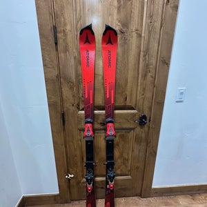 ATOMIC 2024/25 PROTOTYPE MEN'S REDSTER S9 SL SKIS - GREAT CONDITION