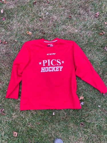 Springfield Pics Red Large Men's CCM Jersey (Used)