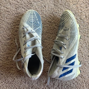 Kids 6Y Adidas Predator Edge Soccer Cleats