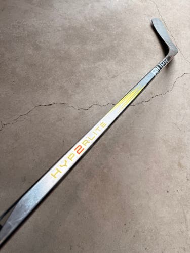 77 Flex P92 Senior Bauer Vapor Hyperlite 2 Left Hand Hockey Stick Pro Stock (USED)
