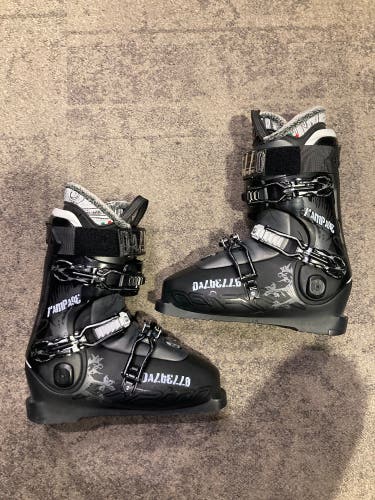 Dalbello Rampage Ski Boots | Mondo 25.5 (296mm)