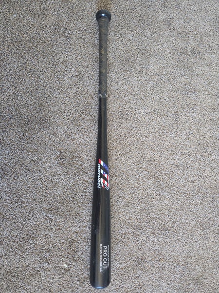 Marucci Pro Cut Maple Bat (-3) 33" (Used)