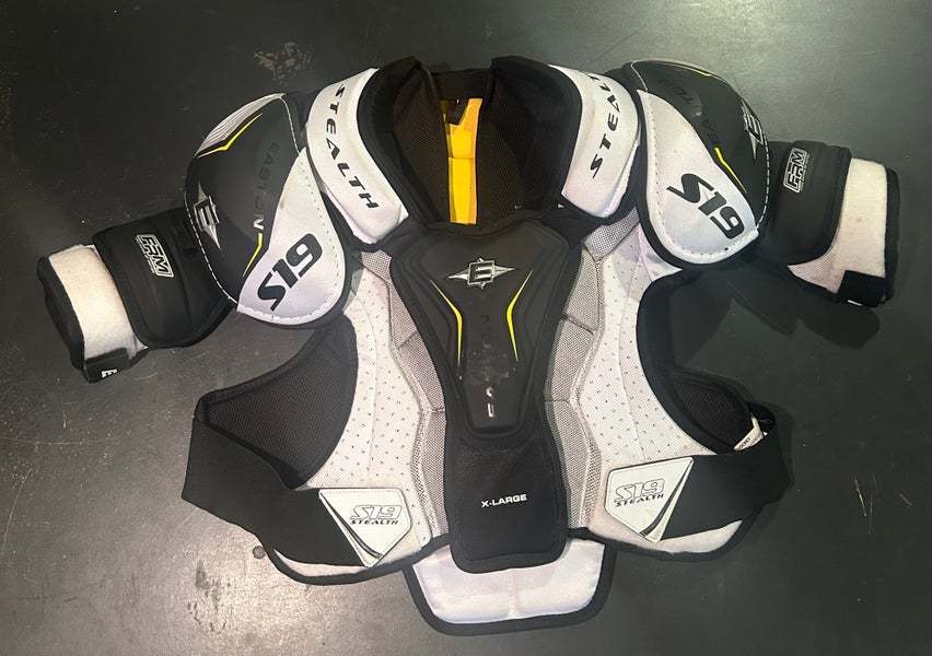 Extra Large Senior Easton S19 Shoulder Pads (Used)