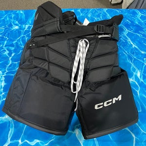 Black Intermediate Small CCM F9 Hockey Goalie Pants (Used)
