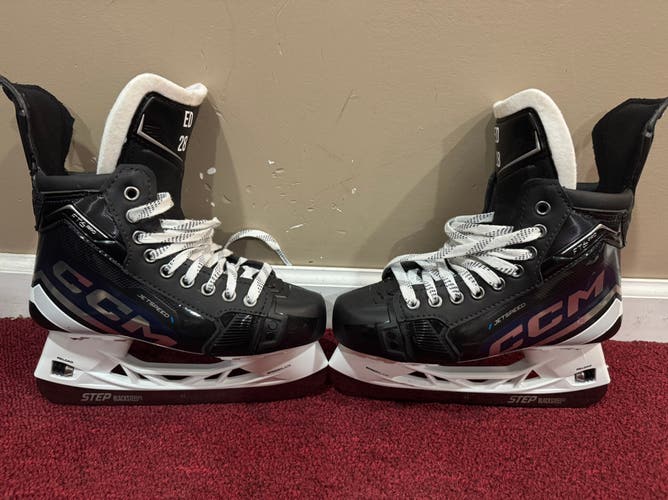2025 CCM JetSpeed FT6 Pro Hockey Skates Regular Width Pro Stock Size 4.5 Item#TJB45
