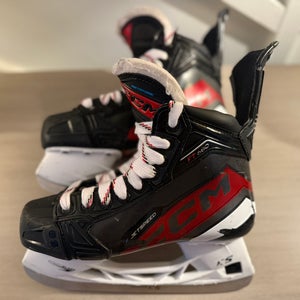 2023 CCM Jetspeed FT680 Hockey Skates Regular Width Size 4.5 (Used)