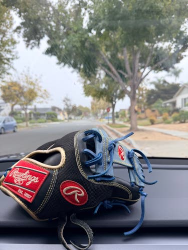 Rawlings Heart of the Hide RH Infield Baseball Glove 11.5" (Used)