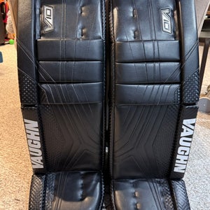 33" Vaughn V10 Pro Carbon Regular Goalie Full Set (Used)