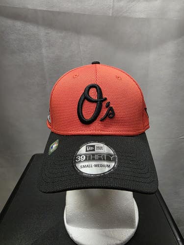 NWS Baltimore Orioles 2025 Spring Training New Era 39thirty Flex Hat S/M MLB