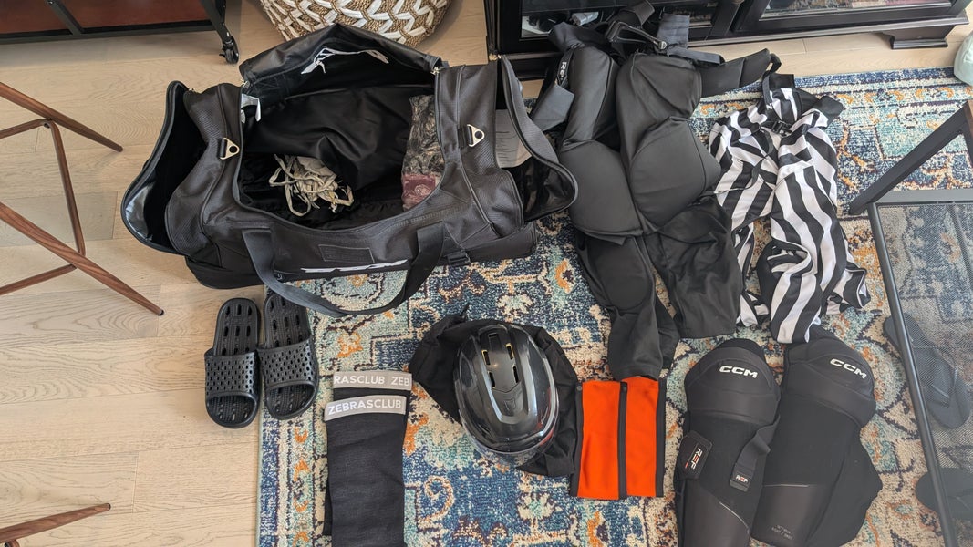 Ice Hockey Referee Gear Set - Large Male