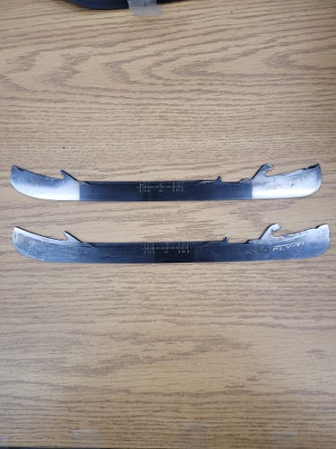 Bauer Fly-Ti 272-XL #24-5 (Used)