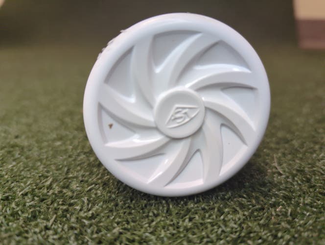 Louisville Slugger Quest Alloy Bat (-12) 16 oz 28" (New)(4752)