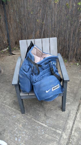 Senior XL Bauer Hockey Goalie Pants ONE95 (Used)