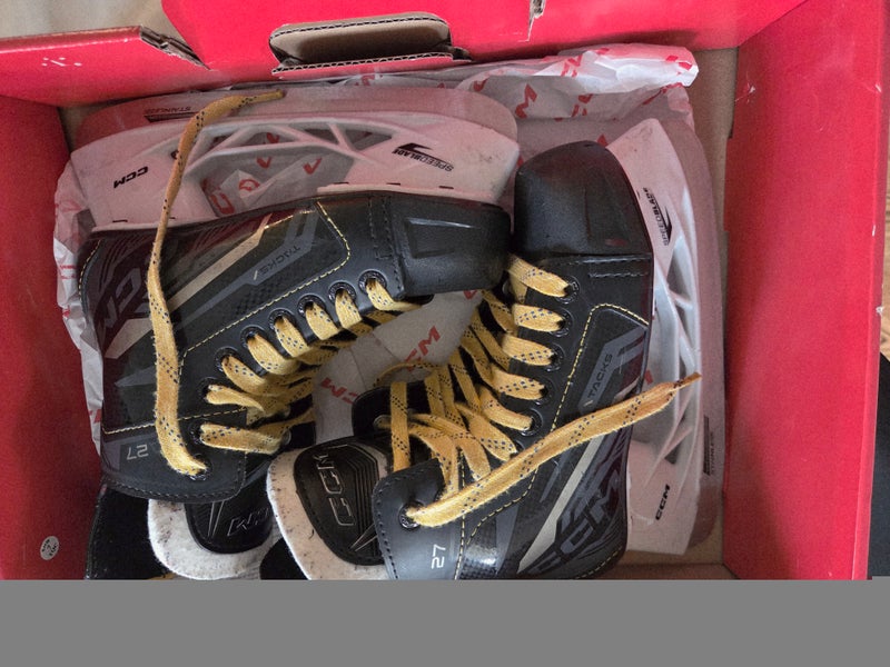 CCM Tacks A27 Ice Hockey Skates - Junior