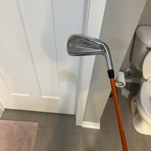 Men's 2023 Titleist T200 2 iron Right Handed Graphite Shaft (Used)