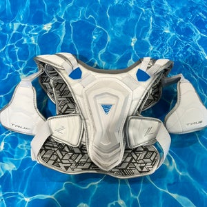 True Zerolyte Lacrosse Shoulder Pads | Adult Small (Used)