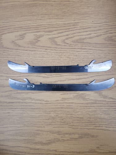 Bauer Fly-Ti 272 #21-3 (Used)