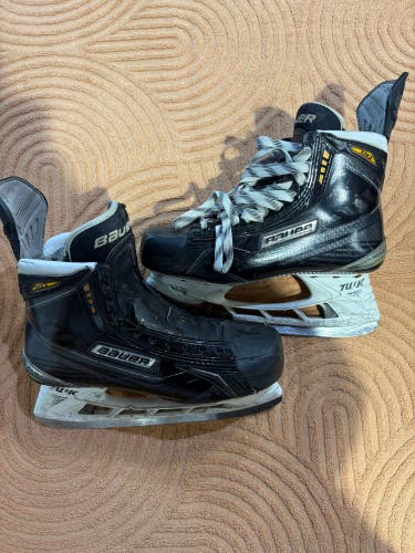 Senior Bauer Supreme TotalOne MX3 Hockey Skates Regular Width 8.5 (Used)
