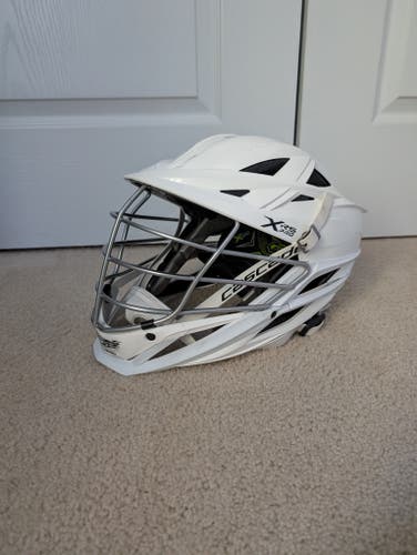 White Cascade XRS Pro quick clip chinstrap Helmet (Used)