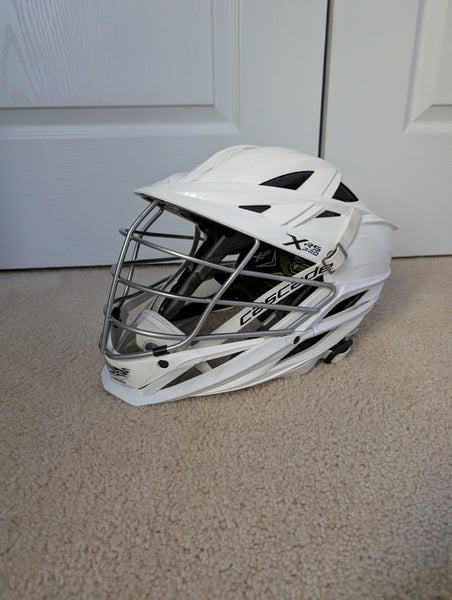 White Cascade XRS Pro quick clip chinstrap Helmet (Used)