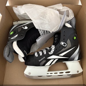 Brand New Reebok 11K Pump Hockey Skates Regular Width 8 Black/White