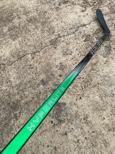 Bauer Vapor Hyp2rLite Pro Hockey Stick Pro Stock Grip 77 Flex P28 37801