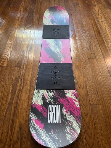 Kid's Burton Grom Snowboard 130 cm (Used)