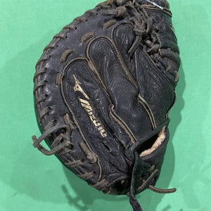 Used Mizuno Power Close Right Hand Throw Catcher's Baseball Glove 31.5"