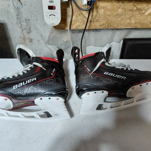 Bauer Vapor 3X Pro Hockey Skates 10 (Used)