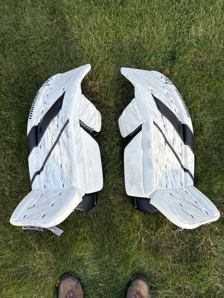 36" Warrior Ritual G4 Goalie Leg Pads (Used)