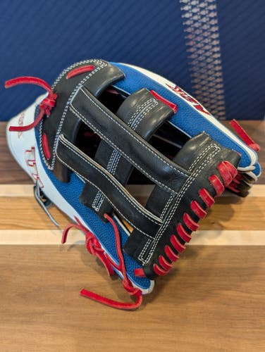 Outfield RH Wilson A2K Baseball Glove 12.5" (New)